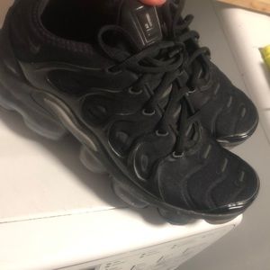 Air vapor max plus